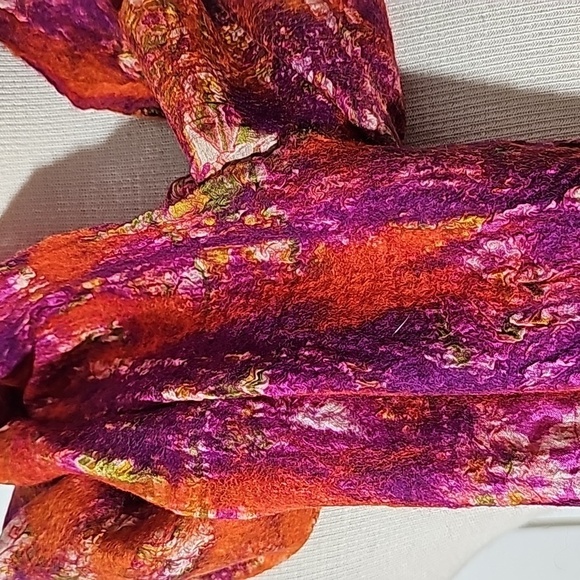 Wool and silk scarf, orange and purple. Soft and lightweight. - Picture 2 of 7